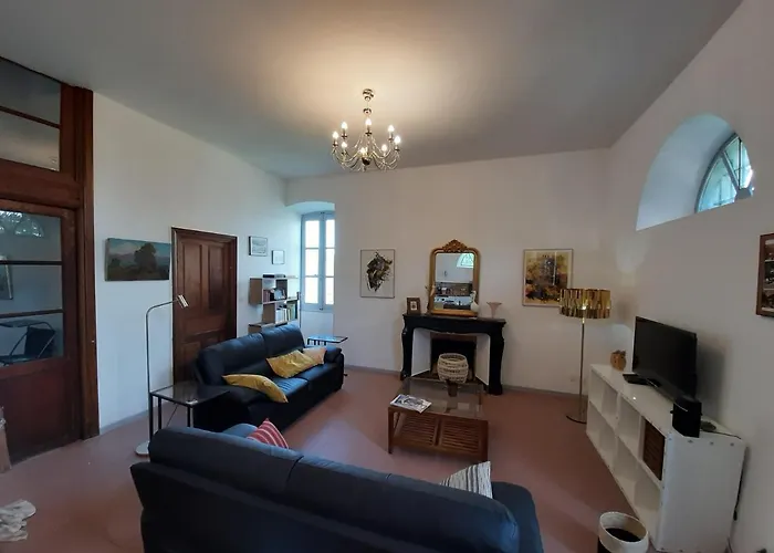 公寓 F3 Fenetre Sur Jardin Vue Et Montagne Pour 4 Voyageurs *